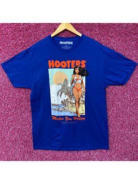 Hooters Makes You Happy Cozumel Mexico Beach Babe Sports Bar Promo T-Shirt Large
